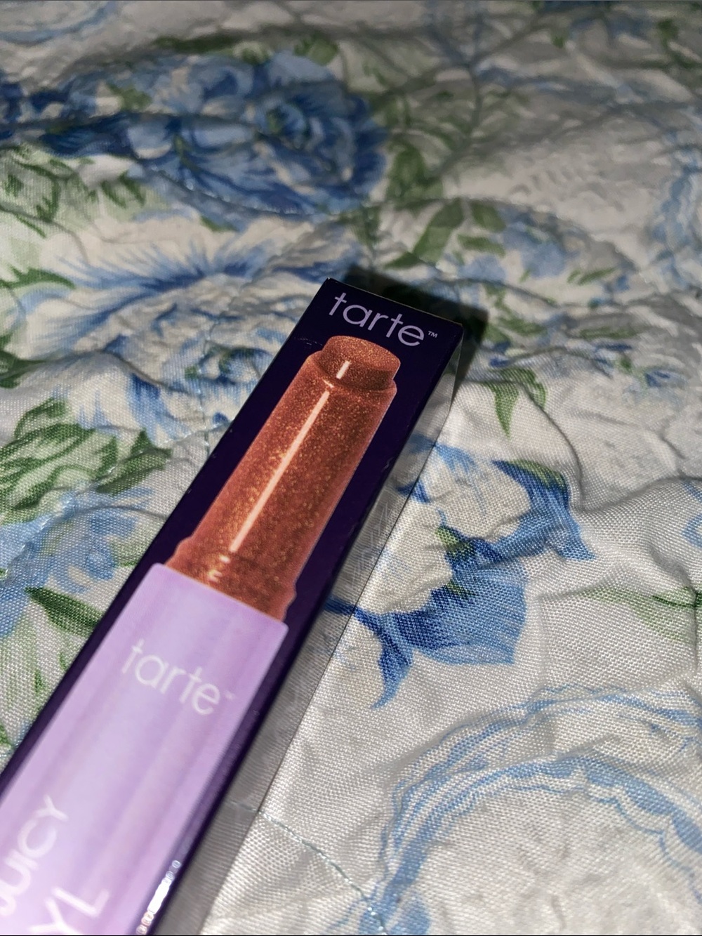 tarte Shimmering Cinnamon Spice Lip Vinyl — Warm Copper-Bronze - Picture 5 of 6